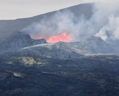 Arctic Adventure op IJsland 14 THE FLOOR IS LAVA TREKKING