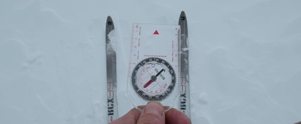 Navigeren in de winter 00009 Compass Inclination: What is it and why is it important?