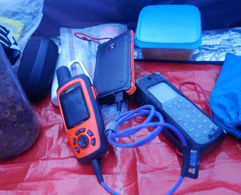 Iridium go and iridium 9550 charging with a power bank