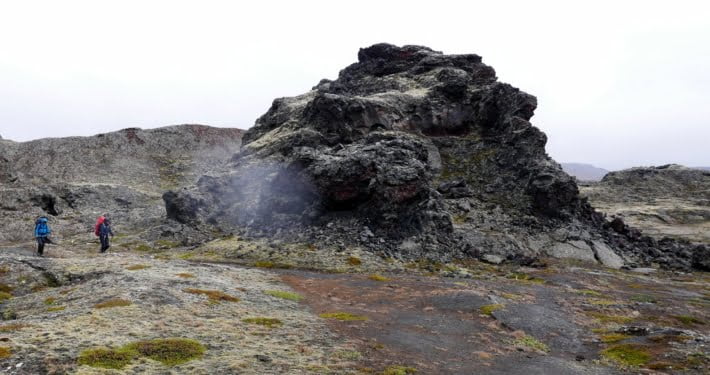 Arctic Adventure Force of Nature IJsland 27 THE FLOOR IS LAVA TREKKING