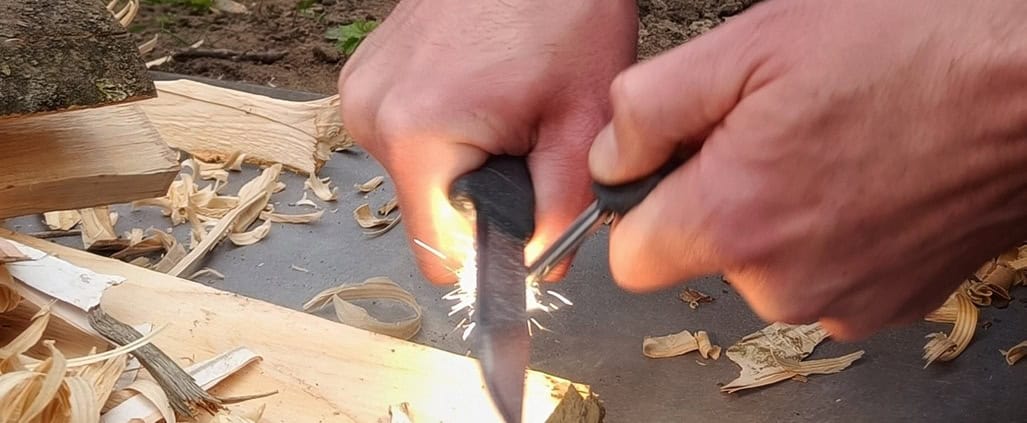 Ontsnap naar avontuur met onze Kampvuur Workshop! Leer vuur maken als een pro, midden in de natuur. Gebruik een vuursteen om te creëren en zie het hout oplichten. Meld je nu aan voor deze unieke outdoor ervaring.