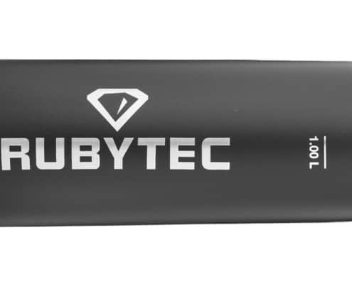 Stoere zwarte Rubytec 1L thermosfles met mat uiterlijk, ideaal voor avontuur. Met stevig deksel en duidelijk logo.